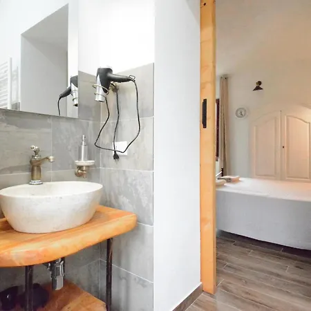 Cozy Home In Ollolai With House A Mountain View Ollolai