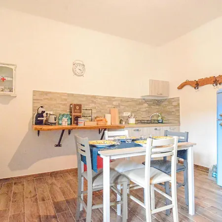 Cozy Home In Ollolai With House A Mountain View *